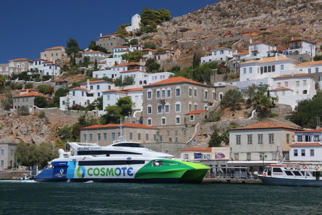 Hydra Island - The 'Flying Cat' arriving at the harbour